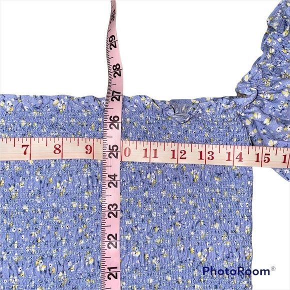 NWT Forever 21 Periwinkle Puff Sleeve Ruffle Hem Shirred Dress Size Medium - Picture 4 of 5